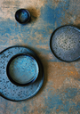 Assiette ailée 28cm Blue Phobos | Val-Enza | Le Coq Porcelaine